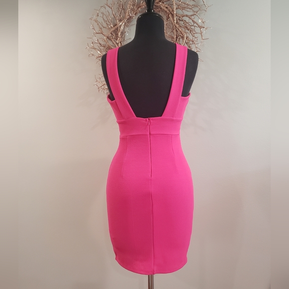 NWOT Hot pink fuchsia textured bodycon sleeveless pencil dress w/ cutouts, Small - Picture 2 of 5